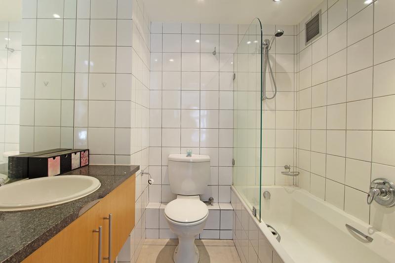 1 Bedroom Property for Sale in Claremont Western Cape